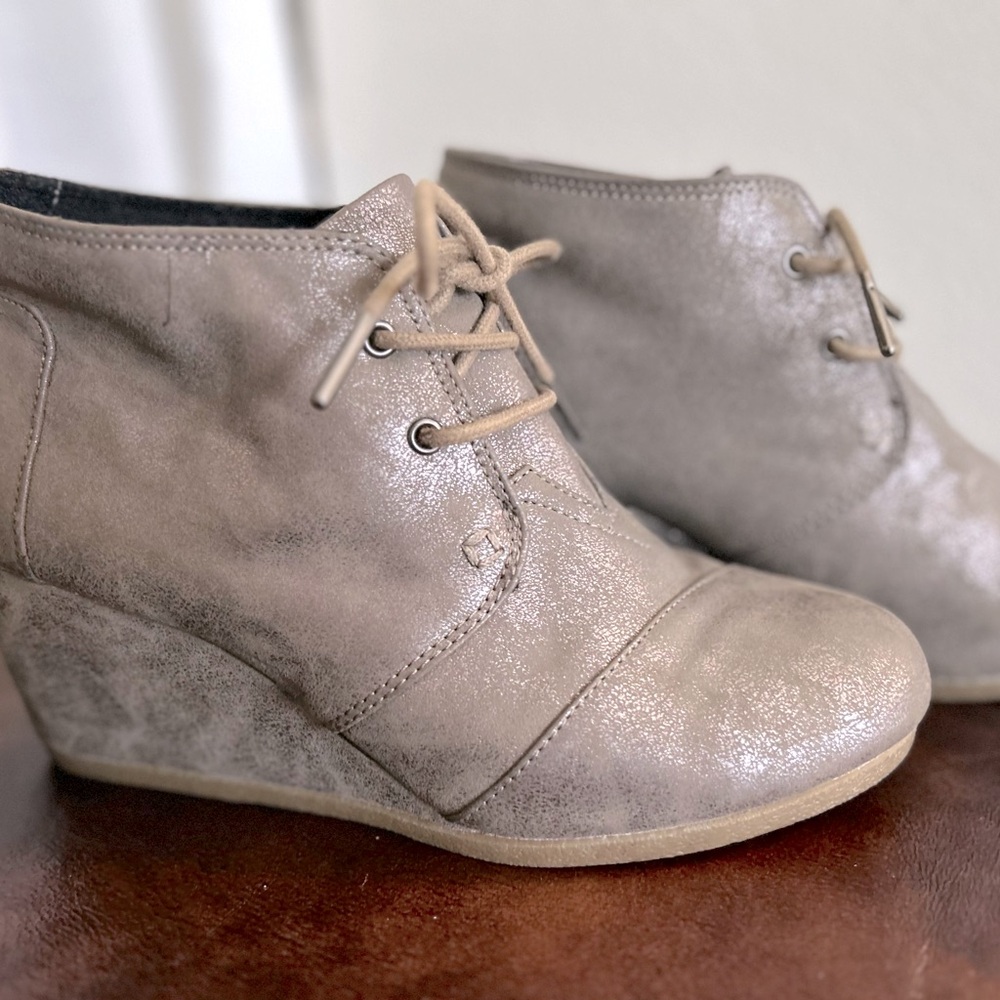 Toms Wedge Ankle Boot